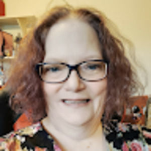 Meet your Posher, Dena